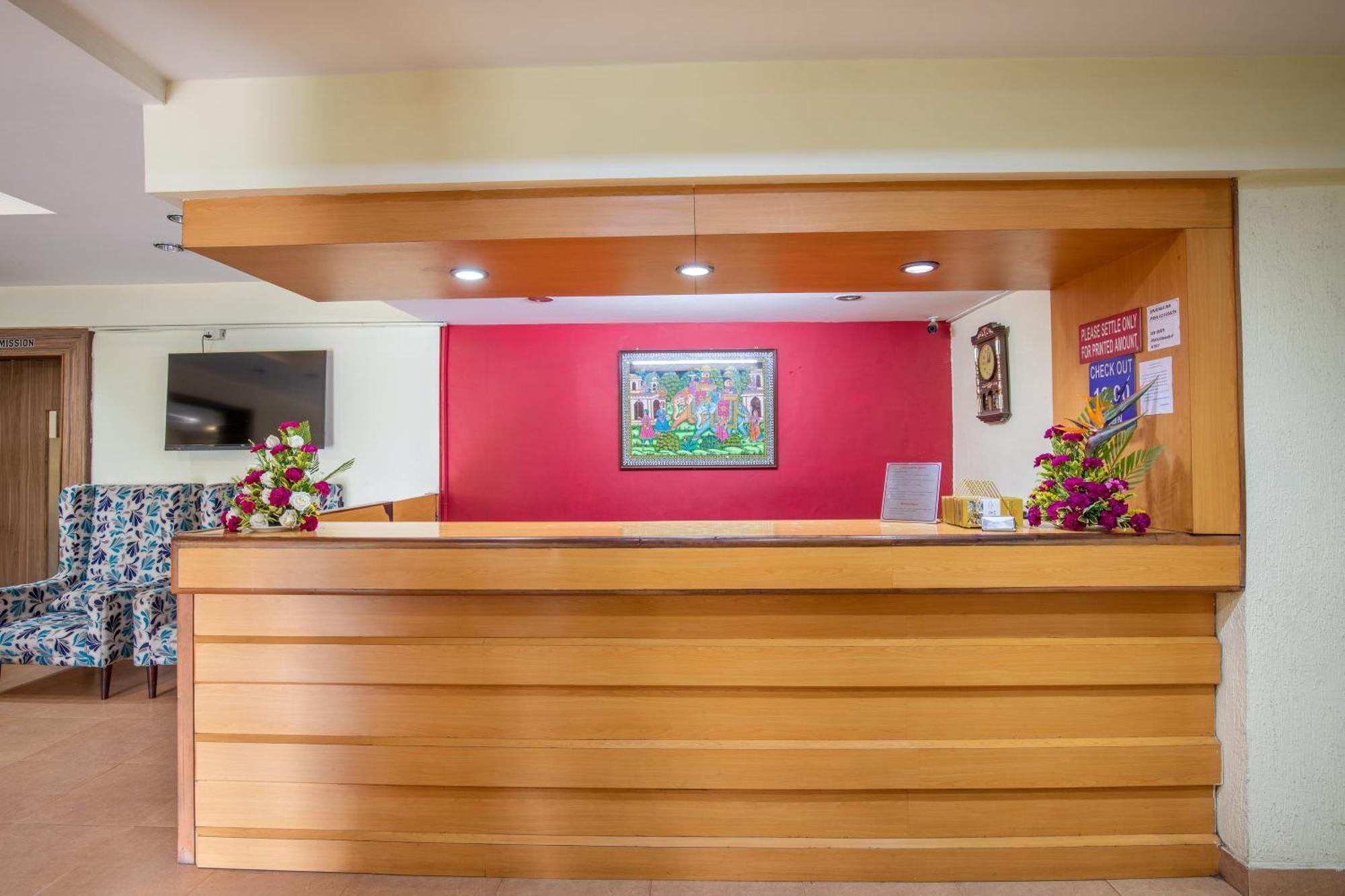 Vinayaga Inn By Poppys, Ooty Exterior foto
