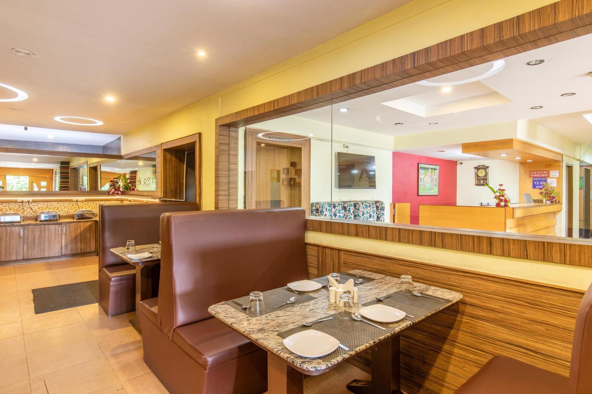 Vinayaga Inn By Poppys, Ooty Exterior foto
